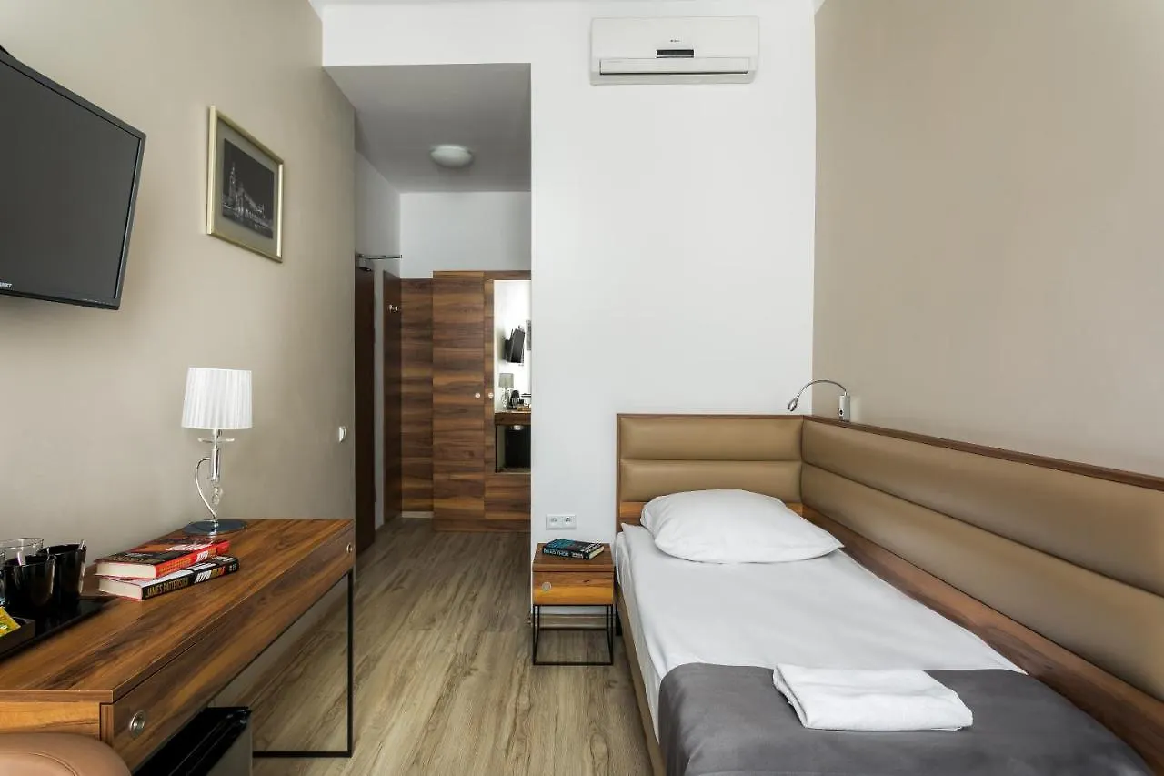 G12 Aparthotel Krakow 0*,  Poland